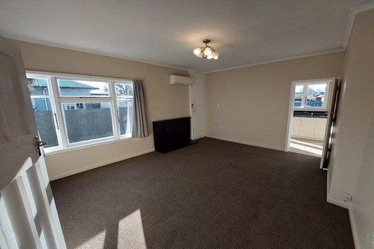 Photo of property in 16 Hoani Street, Papanui, Christchurch, 8053