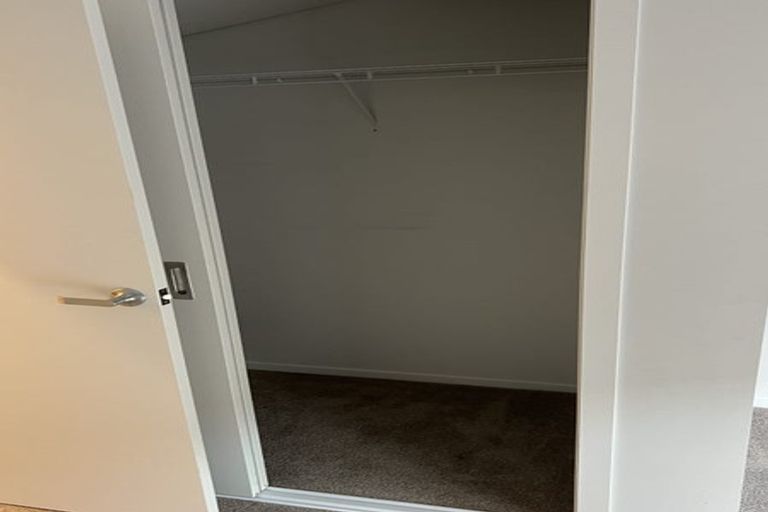 Photo of property in 6 Ceramic Lane, New Lynn, Auckland, 0600