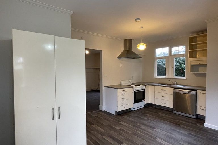 Photo of property in 51 Stapletons Road, Richmond, Christchurch, 8013