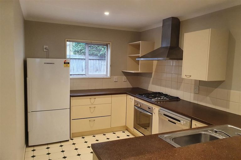 Photo of property in 42b Picton Avenue, Riccarton, Christchurch, 8011