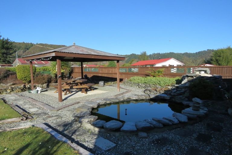 Photo of property in 32-34 Coal Street, Reefton, 7830