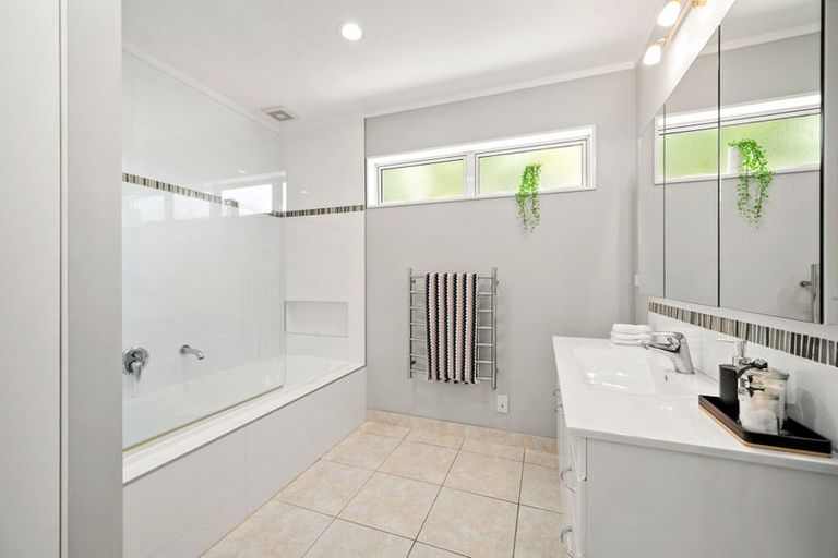 Photo of property in 28 Govind Grove, Ngaio, Wellington, 6035