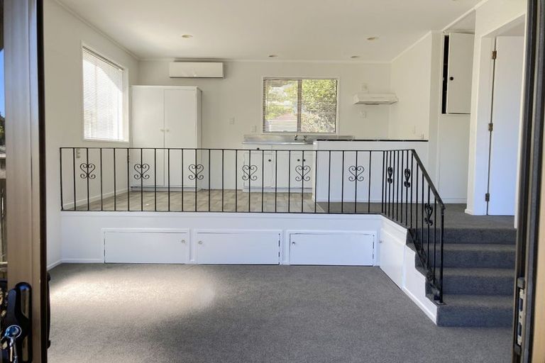 Photo of property in 28 Mamaku Street, Paraparaumu, 5032