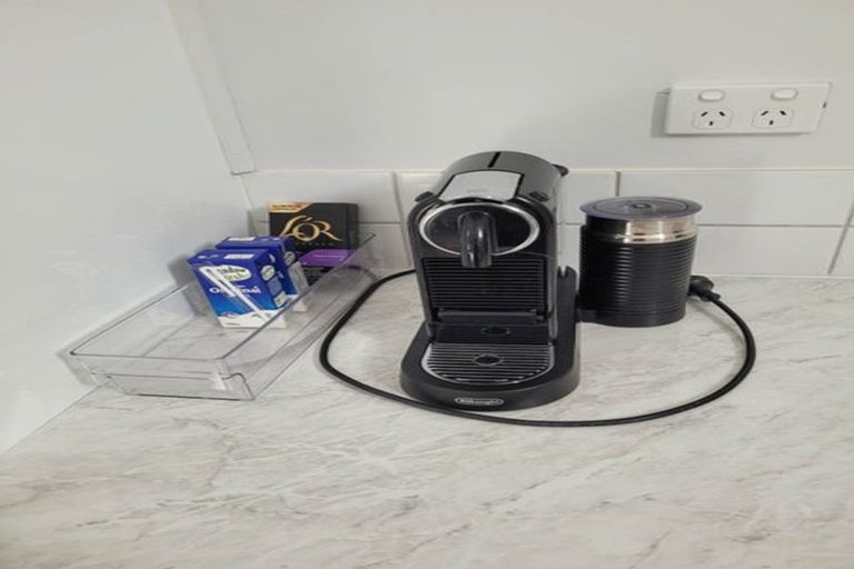 Photo of property in 3 Mcfaddens Road, St Albans, Christchurch, 8052