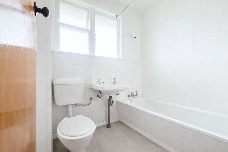 Photo of property in 78-80 Leicester Street, Cannons Creek, Porirua, 5024