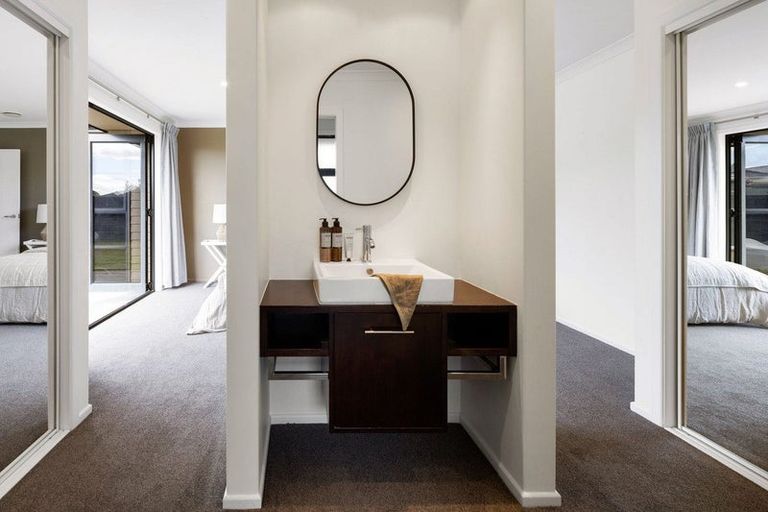 Photo of property in 3 Saffron Street, Cambridge, 3434