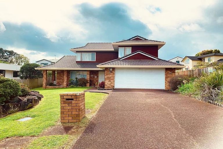 Photo of property in 45 Wiltshire Place, Somerville, Auckland, 2014