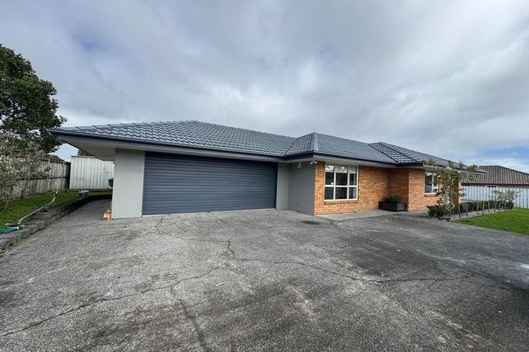 Photo of property in 2 Vidiri Court, Flat Bush, Auckland, 2019