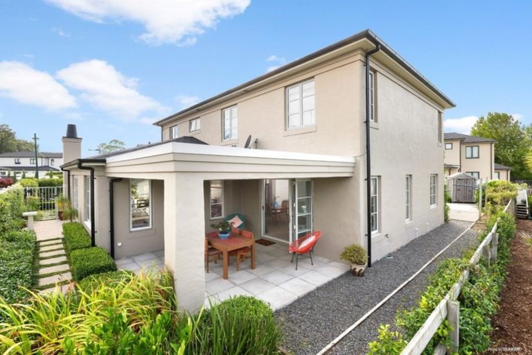 Photo of property in 20 Saint Andrews Way, Albany, Auckland, 0632