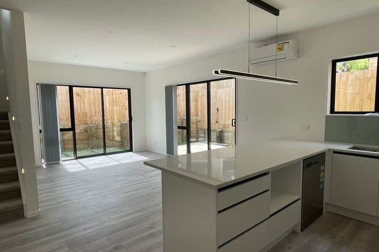 Photo of property in 36a Vodanovich Road, Te Atatu South, Auckland, 0610