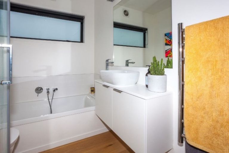 Photo of property in 111 Seabreeze Lane, Whangamata, 3620