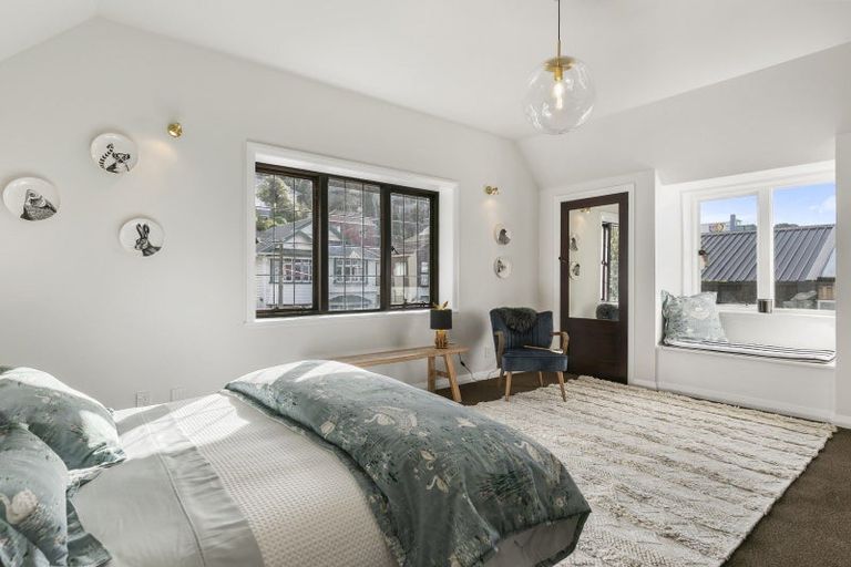 Photo of property in 323 The Terrace, Te Aro, Wellington, 6011