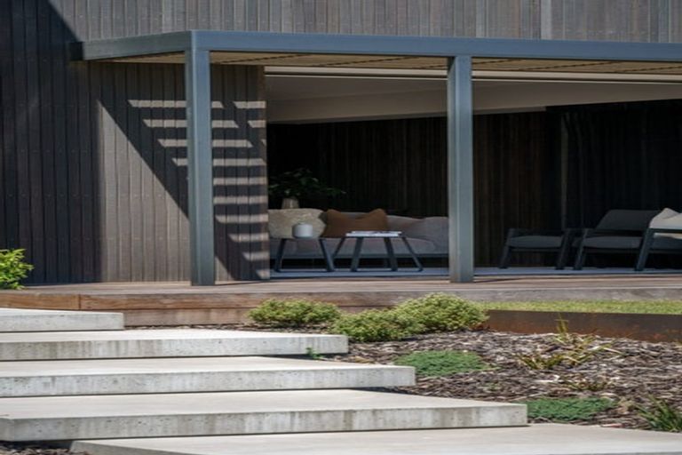 Photo of property in 16 Robrosa Street, Wanaka, 9305