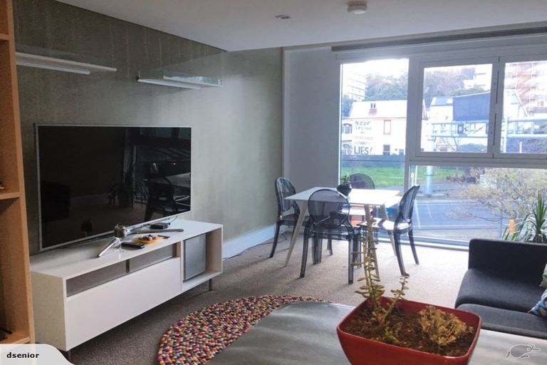 Photo of property in Canvas Apartments, 11/307 Willis Street, Te Aro, Wellington, 6011