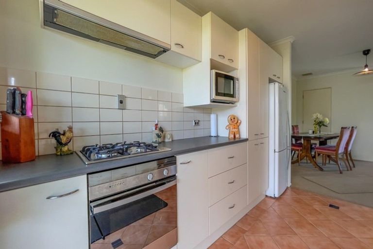 Photo of property in 41 Darlington Street, Ngatea, 3503