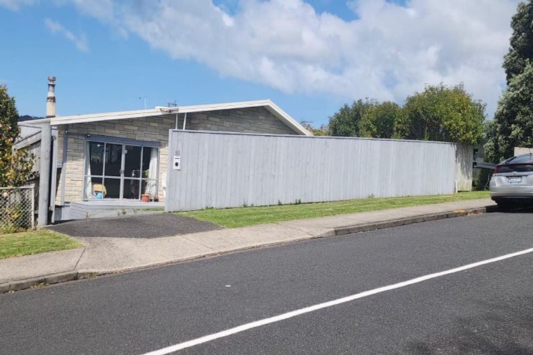 Photo of property in 10 Nandana Drive, Glen Eden, Auckland, 0602