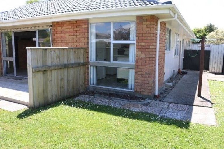 Photo of property in 9 Brightwater Terrace, Terrace End, Palmerston North, 4410