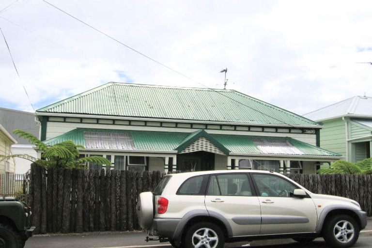 Photo of property in 51 Wilson Street, Newtown, Wellington, 6021