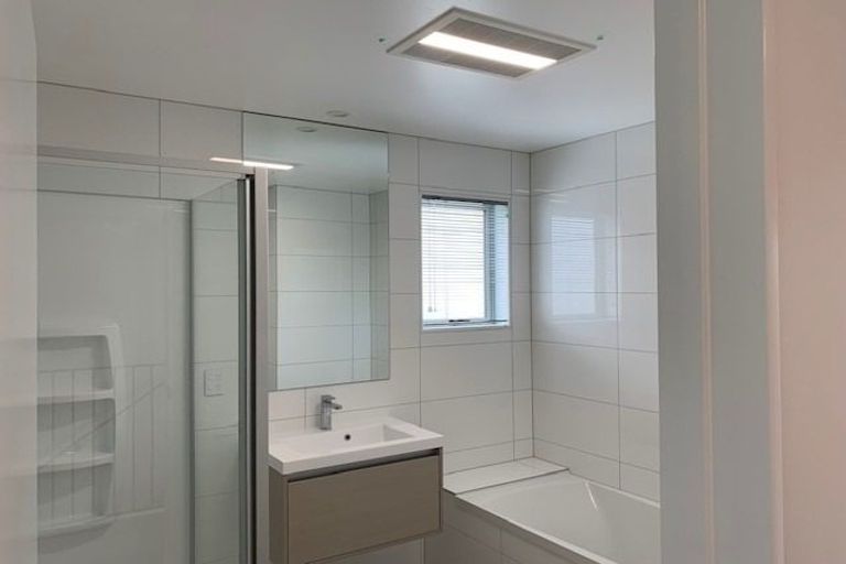 Photo of property in 4 Kawe Marie Lane, Takanini, 2112