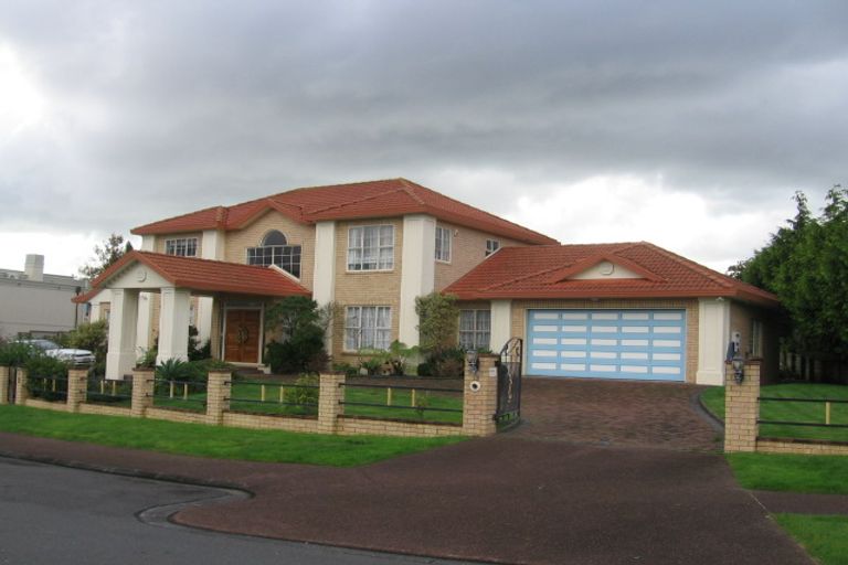 Photo of property in 12 Manor Park, Sunnyhills, Auckland, 2010