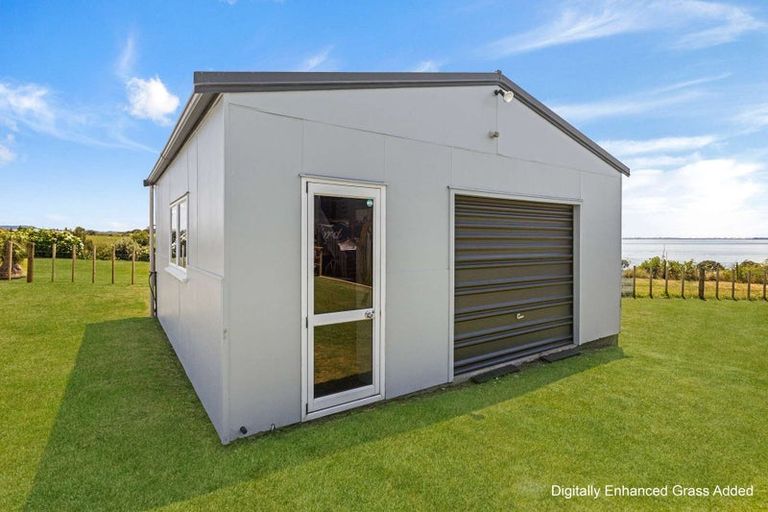 Photo of property in 499 Grahams Beach Road, Manukau Heads, Waiuku, 2684