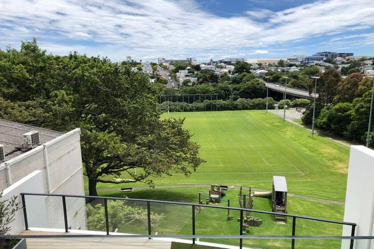 Photo of property in 501/8 Kingsland Terrace, Kingsland, Auckland, 1021