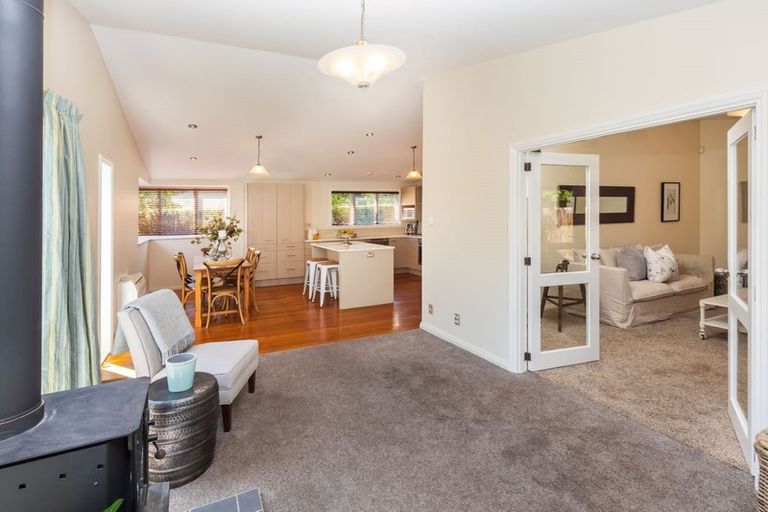 Photo of property in 113 Totara Street, Riccarton, Christchurch, 8041