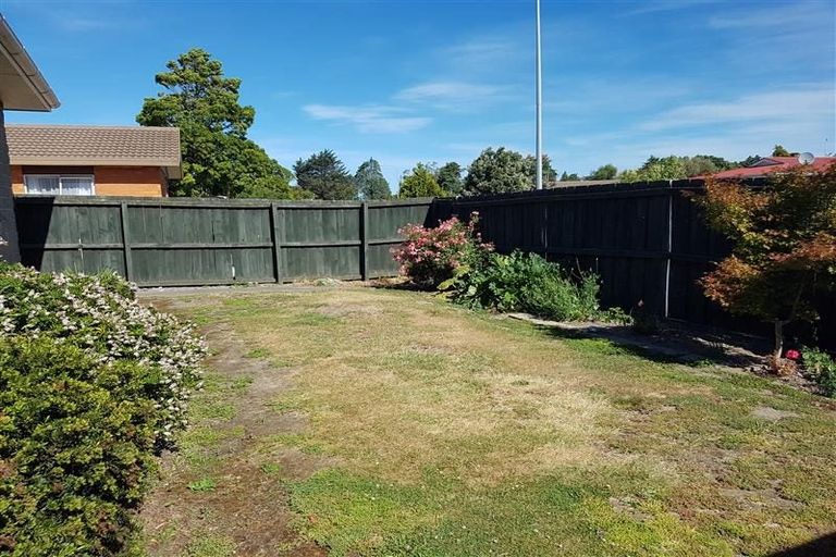 Photo of property in 1/53 Kuaka Crescent, Bromley, Christchurch, 8062