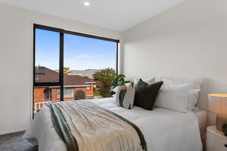 Photo of property in 11/24 Devonport Lane, St Albans, Christchurch, 8014