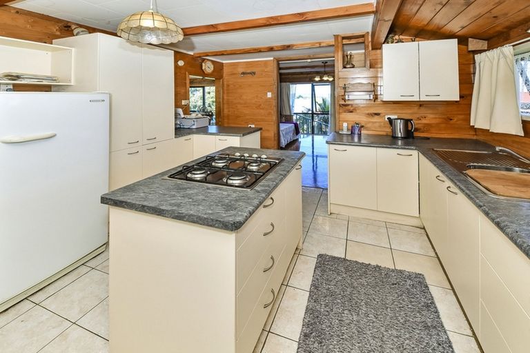 Photo of property in 52 Carnoustie Drive, Wattle Downs, Auckland, 2103