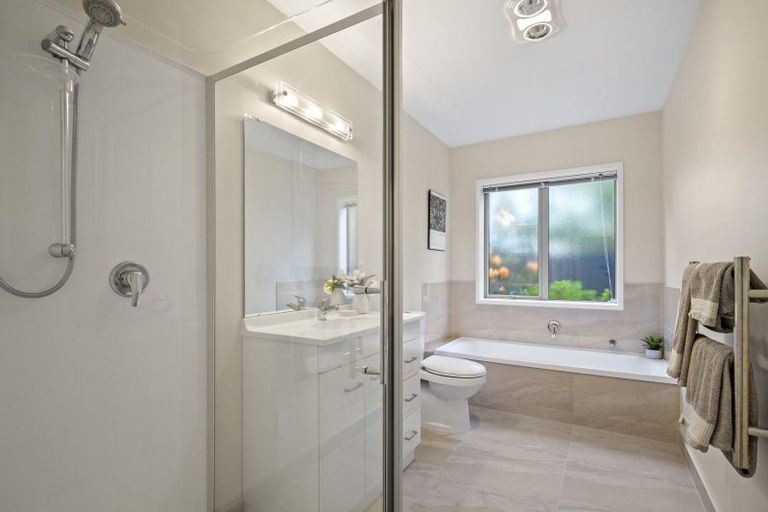 Photo of property in 121 Isabella Drive, Pukekohe, 2120