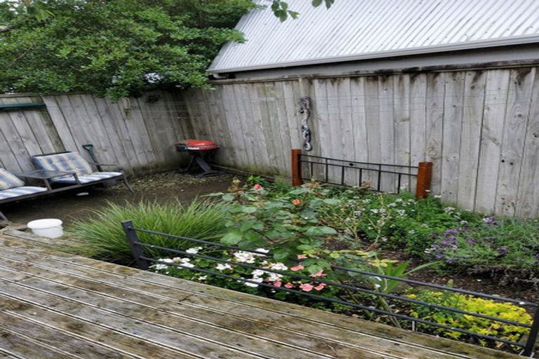 Photo of property in 18b Mckenzie Street, Levin, 5510