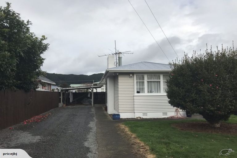 Photo of property in 45 Ararino Street, Trentham, Upper Hutt, 5018
