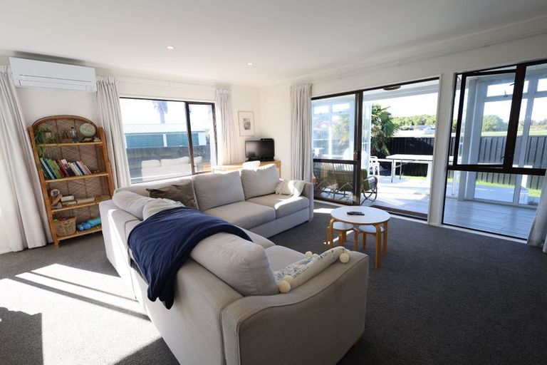 Photo of property in 18b Jasper Way, Papamoa Beach, Papamoa, 3118