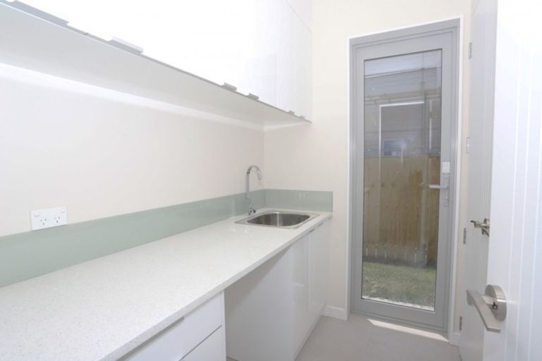 Photo of property in 117 Colonial Drive, Silverdale, 0932