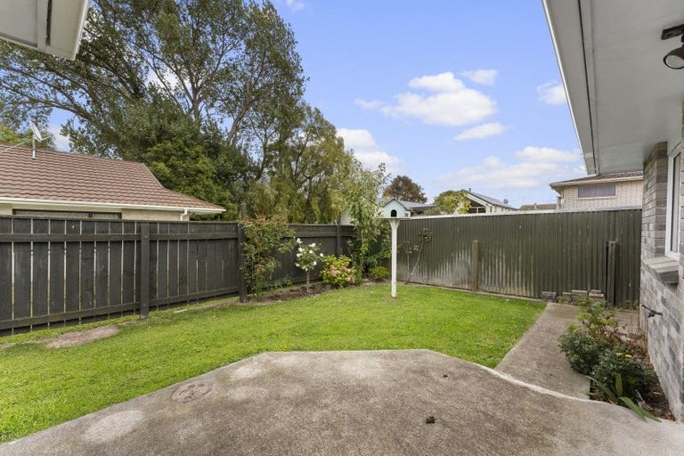 Photo of property in 48 Terry Crescent, Milson, Palmerston North, 4414
