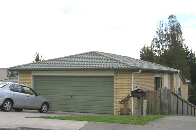 Photo of property in 10 Berkshire Terrace, Massey, Auckland, 0614