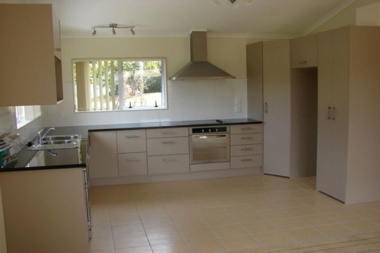 Photo of property in 3a Gretel Place, Hillcrest, Auckland, 0627