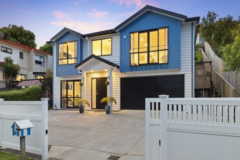 Photo of property in 4 Brownlee Place, Pukekohe, 2120