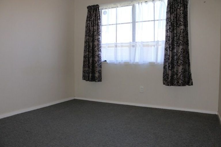 Photo of property in 10 Ihle Street, Terrace End, Palmerston North, 4410