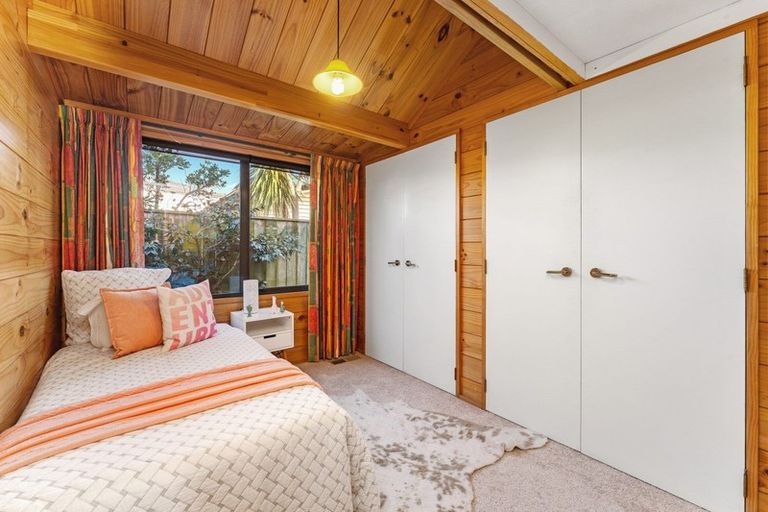 Photo of property in 23 Barrett Drive, Waikanae Beach, Waikanae, 5036