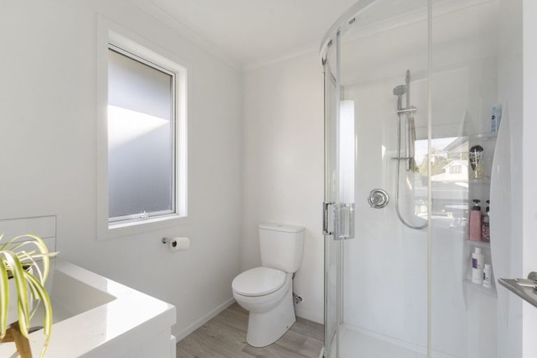 Photo of property in 2 Olivias Place, Stoke, Nelson, 7011