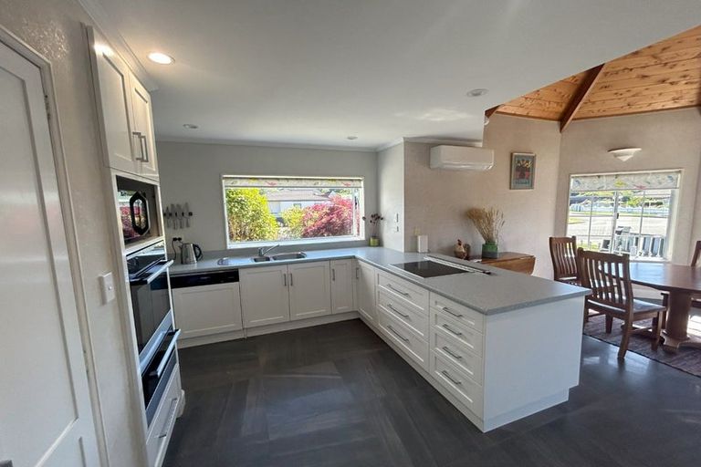 Photo of property in 14 Totara Park Avenue, Motueka, 7120