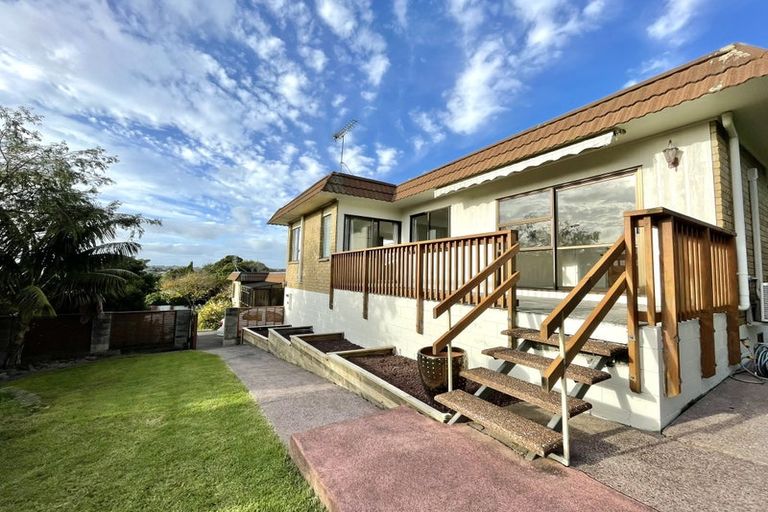 Photo of property in 1/4 Rakino Avenue, Manly, Whangaparaoa, 0930