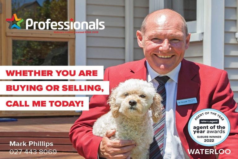 Photo of property in 42 Akatea Road, Korokoro, Lower Hutt, 5012