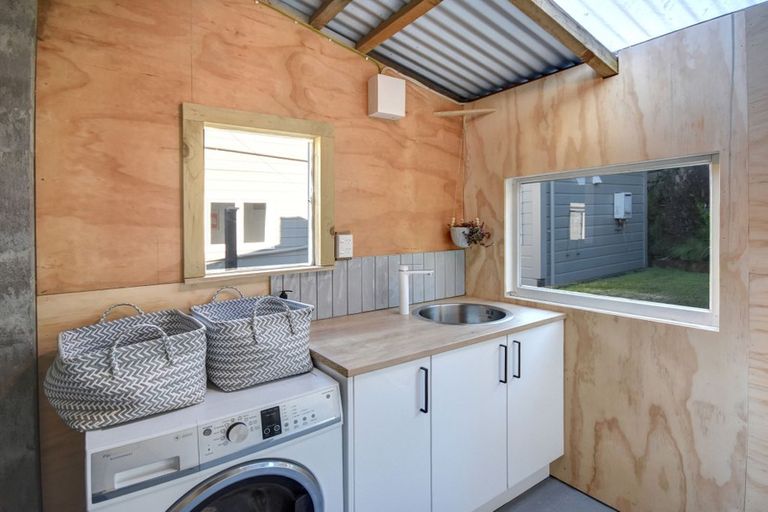 Photo of property in 12 Macbeth Street, Caversham, Dunedin, 9012