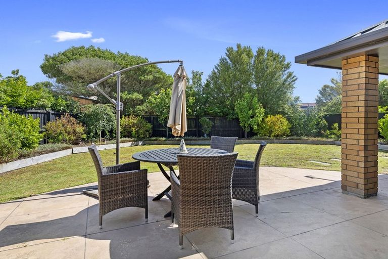 Photo of property in 29 Aston Drive, Waimairi Beach, Christchurch, 8083