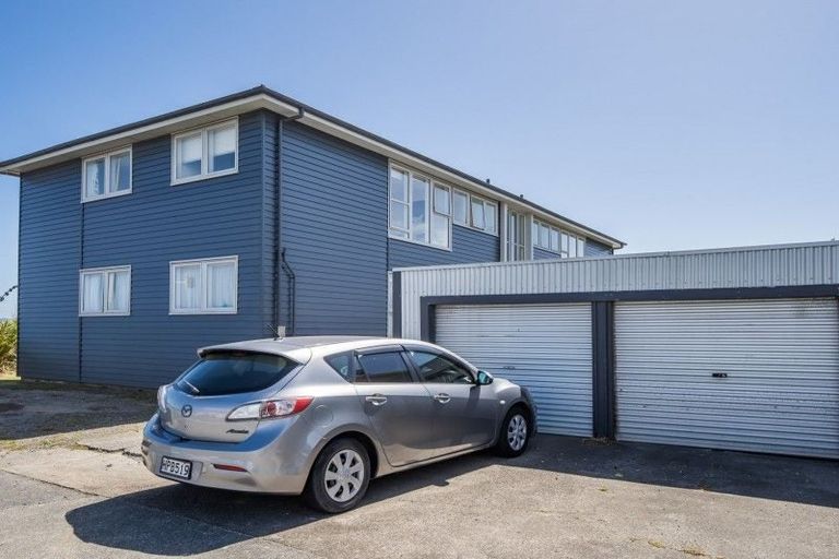 Photo of property in 1-4/193 The Esplanade, Petone, Lower Hutt, 5012