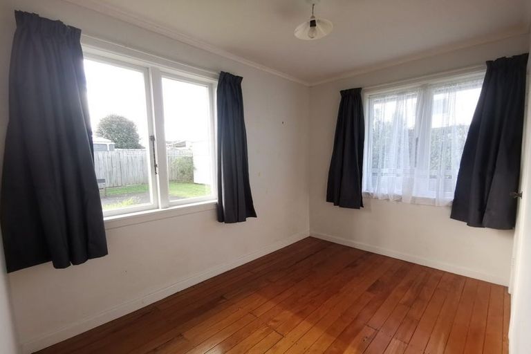 Photo of property in 38 Old Wairoa Road, Papakura, 2110