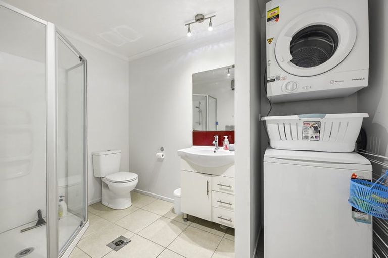 Photo of property in 5/240 Old Farm Road, Hillcrest, Hamilton, 3216